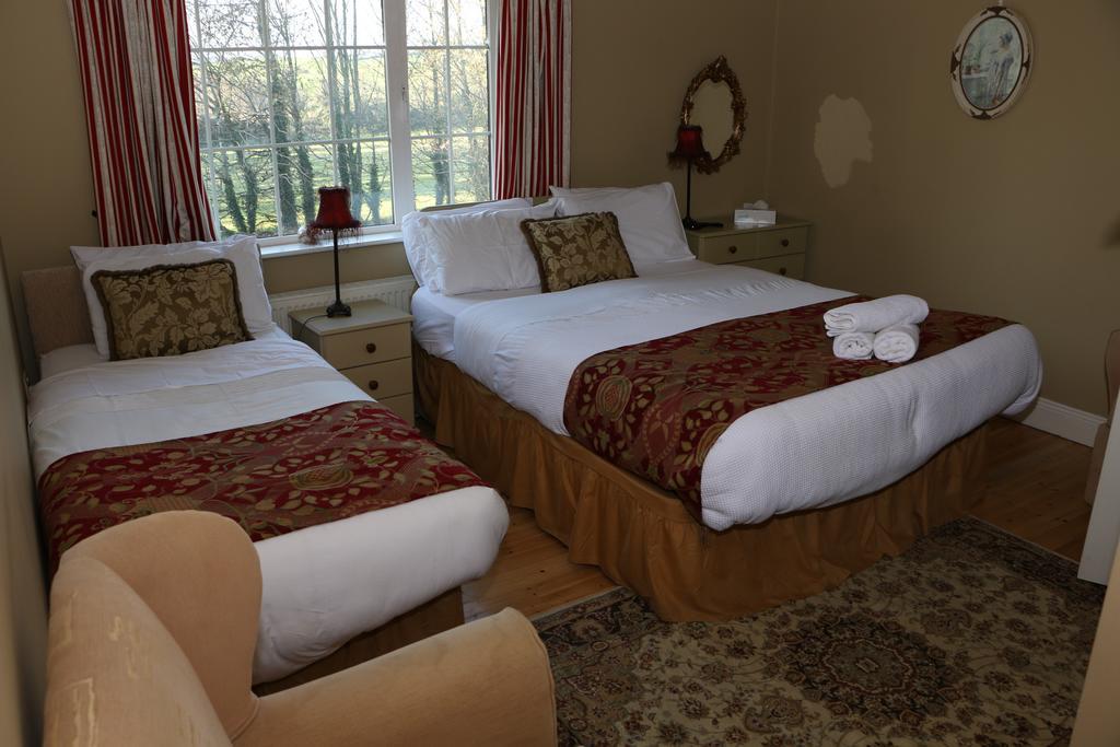 Rockfield House B&B คิลลาร์นีย์ ภายนอก รูปภาพ